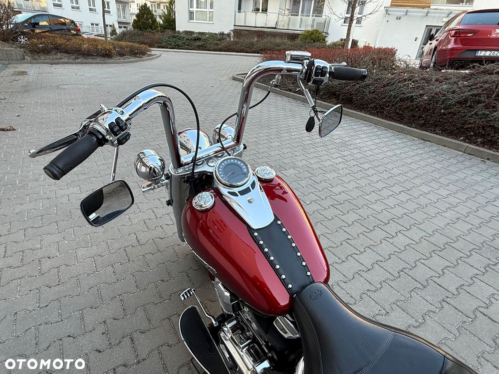 Harley-Davidson Softail Deluxe - 6