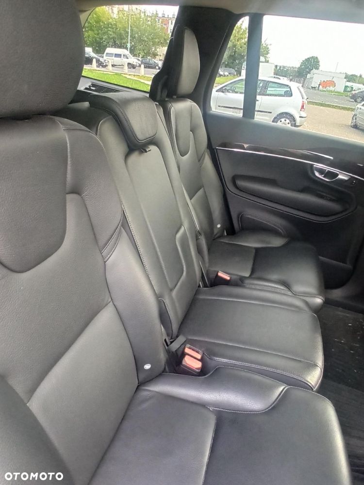 Volvo XC 90 T6 AWD Momentum 7os - 39
