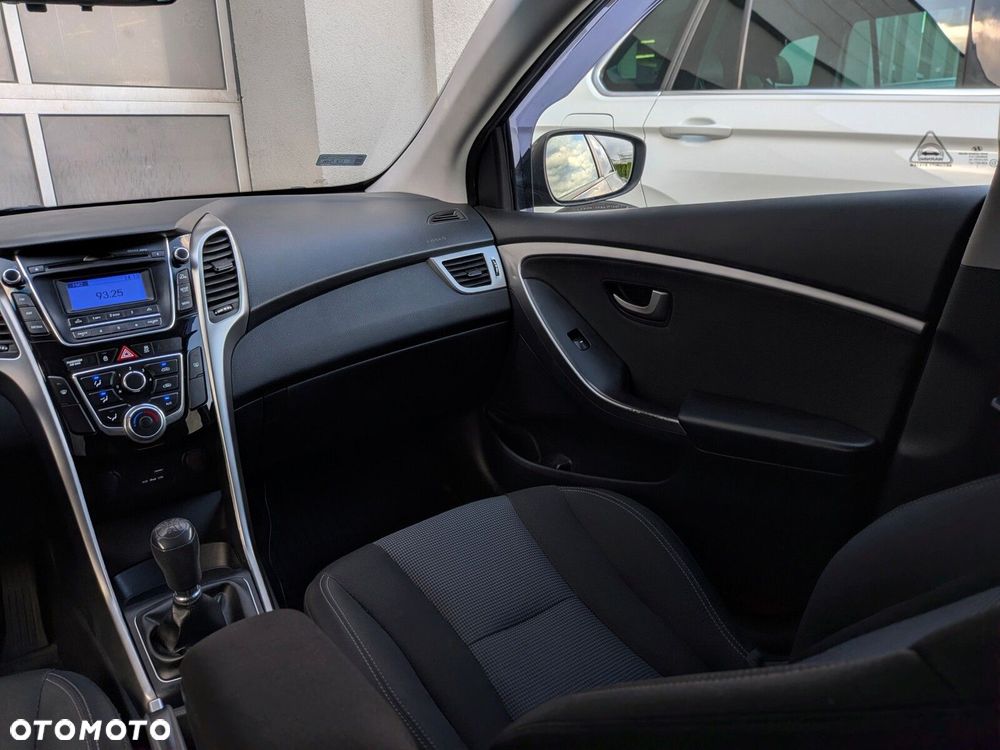Hyundai i30 1.4 Classic + - 15