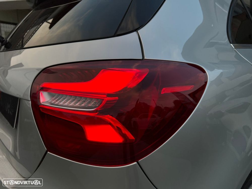 Mercedes-Benz A 180 d Urban - 9