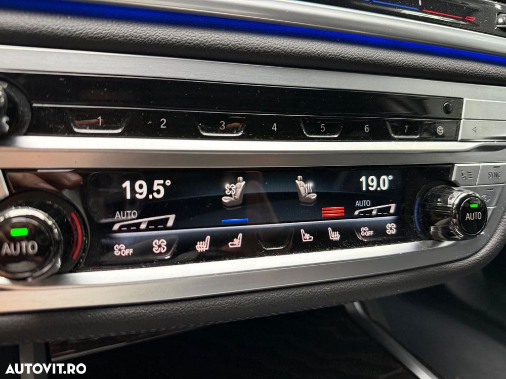 BMW Seria 7 740d xDrive - 34
