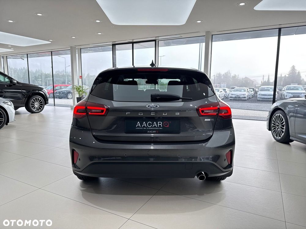 Ford Focus - 4