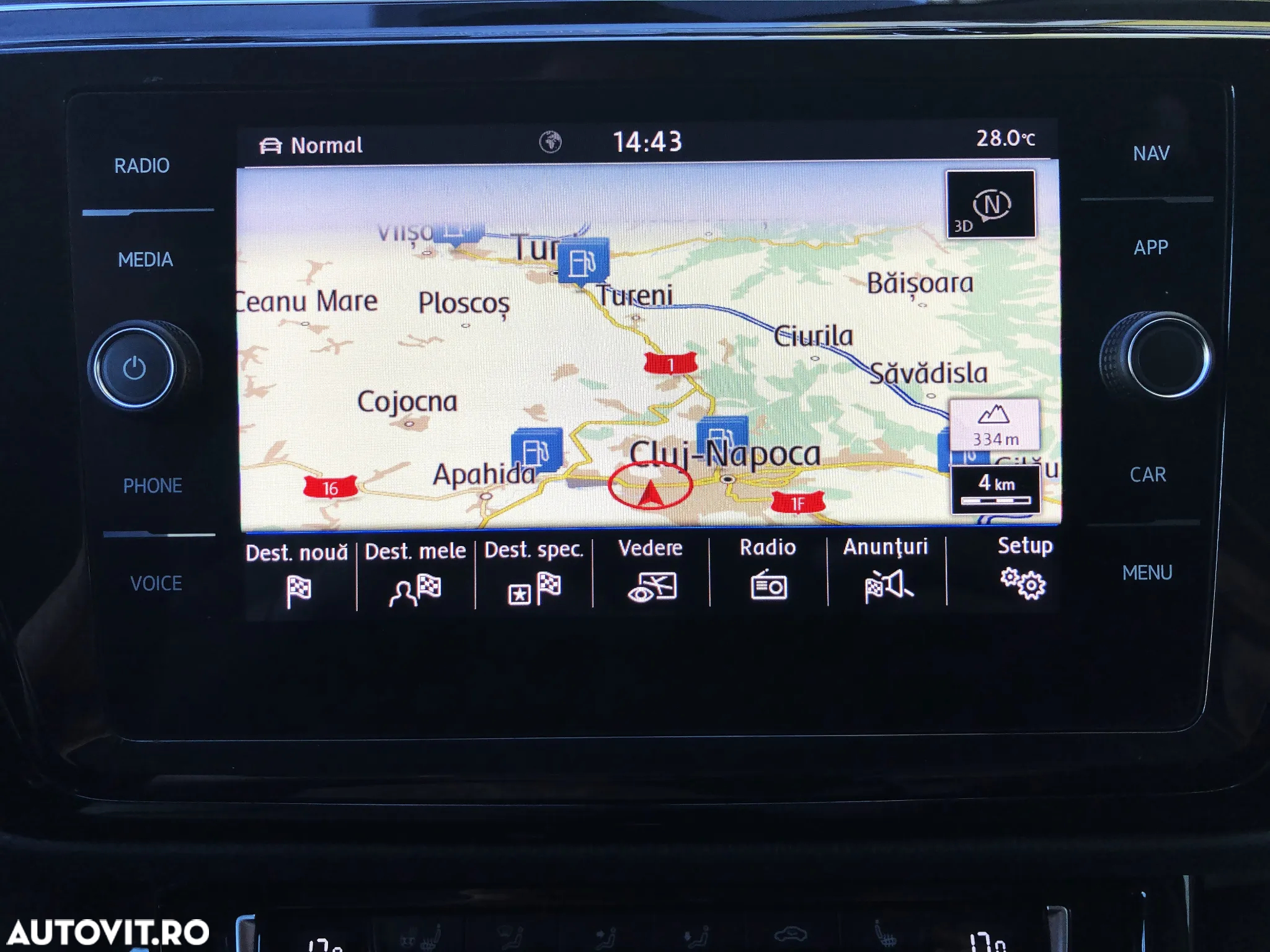 Volkswagen Touran 2.0 TDI DSG Highline - 26