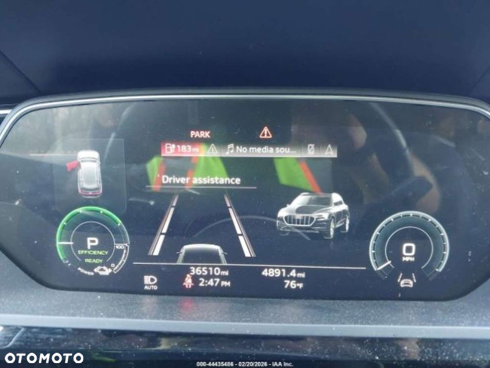 Audi e-tron - 11