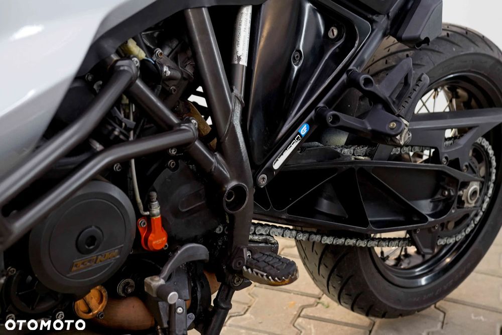 KTM Super Adventure - 32