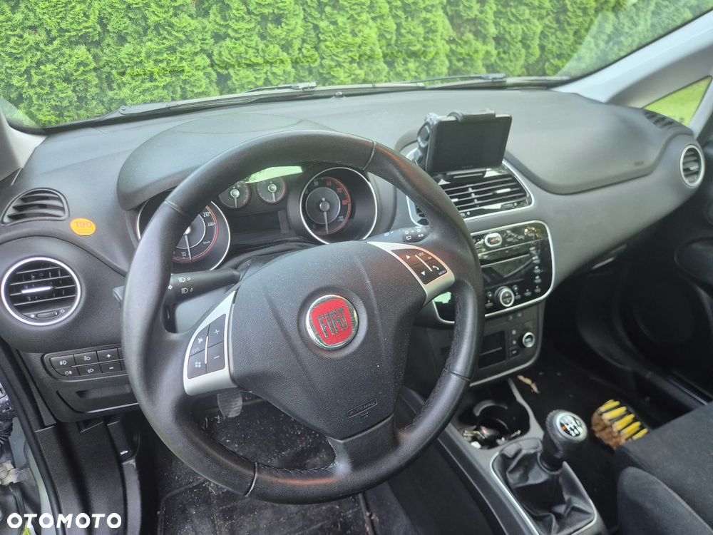 Fiat Punto 2012 - 11