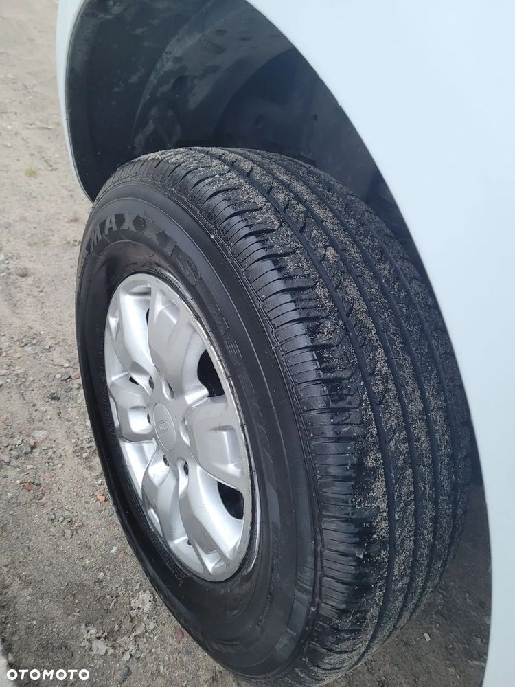 Ford Ranger XLT - 19