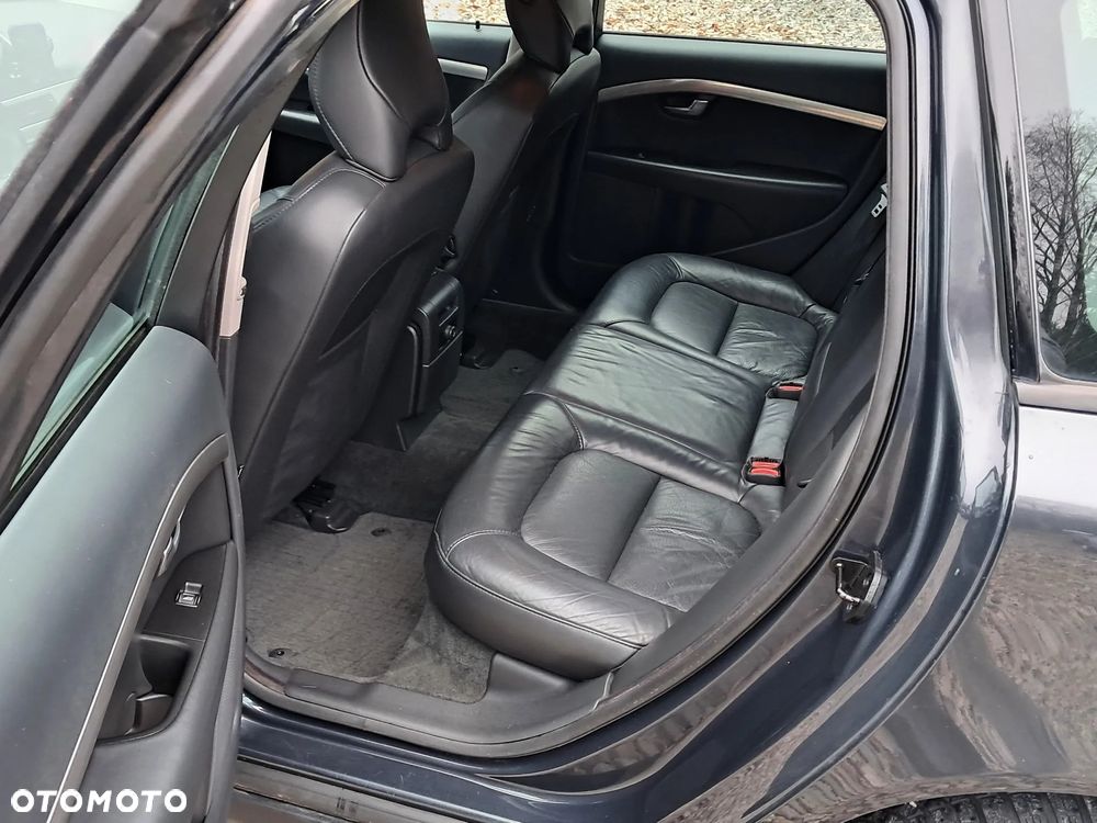 Volvo V70 2.0D Momentum - 17