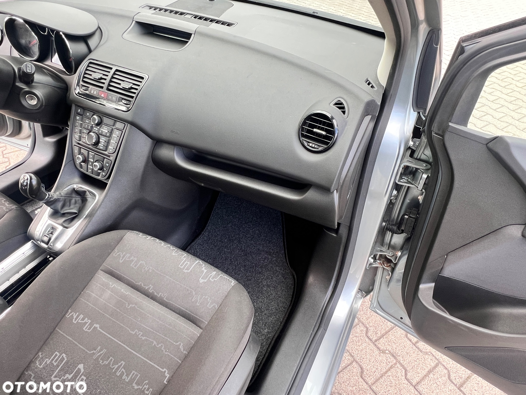 Opel Meriva 1.4 150 Jahre - 27
