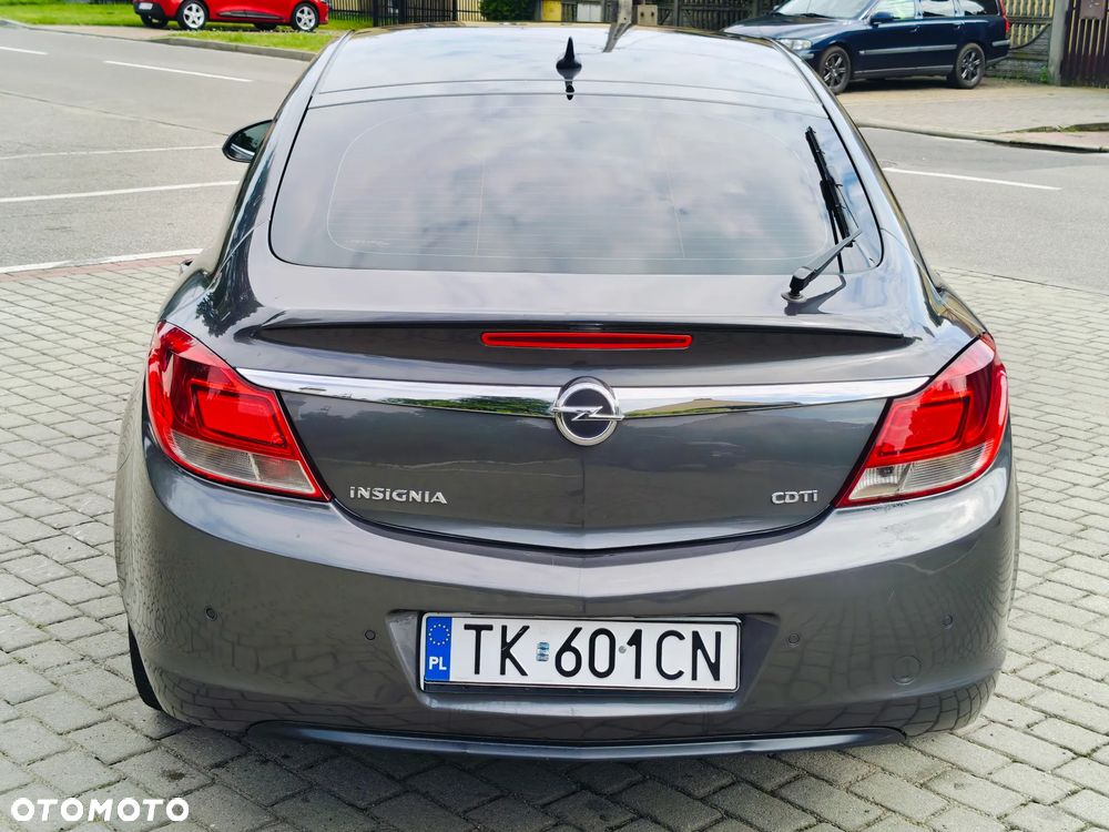 Opel Insignia 2.0 CDTI - 17