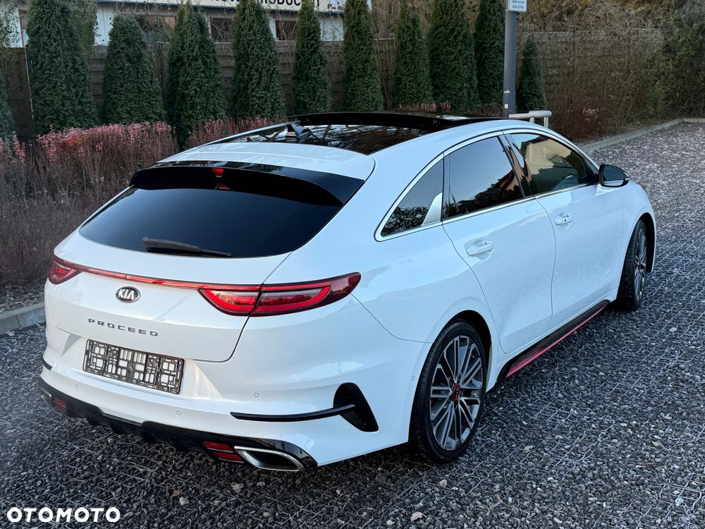 Kia ProCeed 1.6 T-GDI DCT7 OPF GT - 32