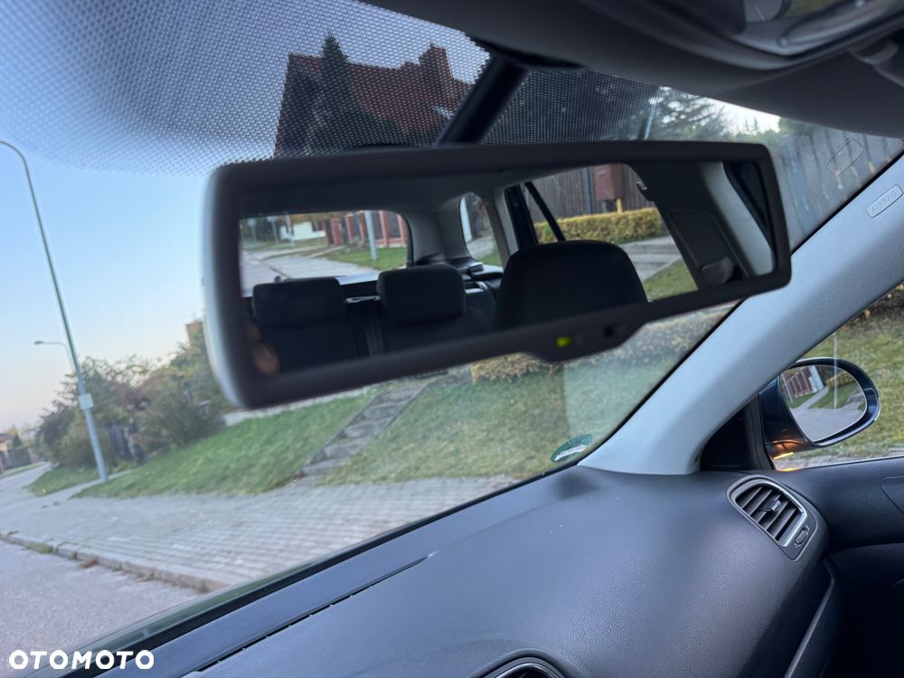 Volkswagen Golf - 29