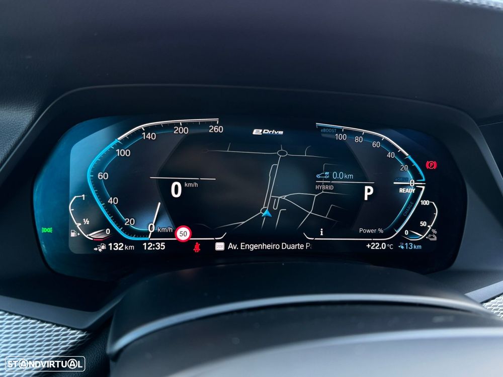 BMW X5 45 e xDrive Pack M - 33