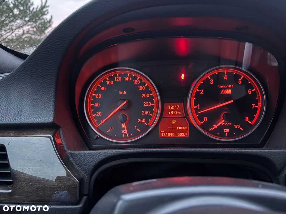 BMW Seria 3 335i - 16