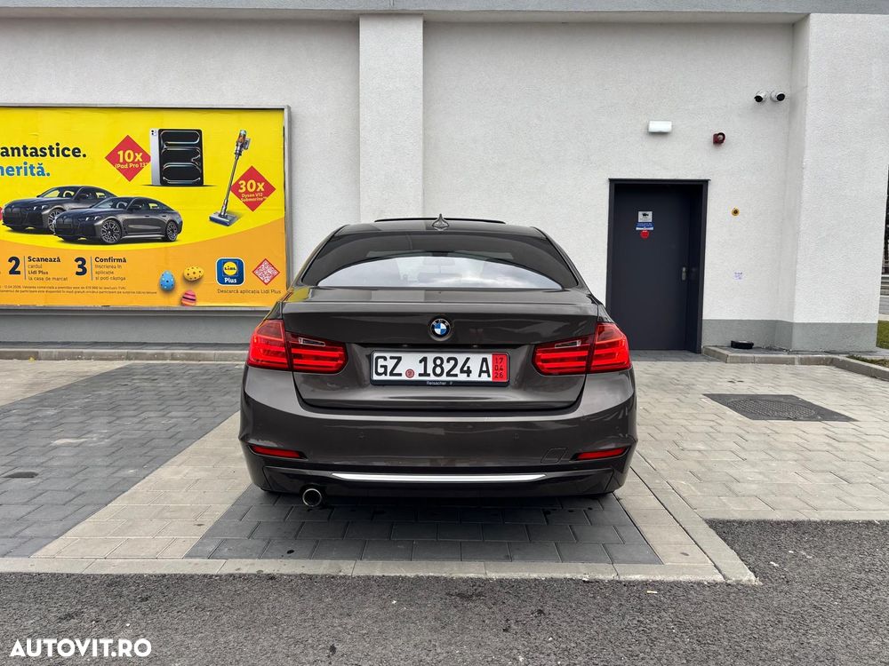 BMW Seria 3 320d Aut. Modern Line - 14