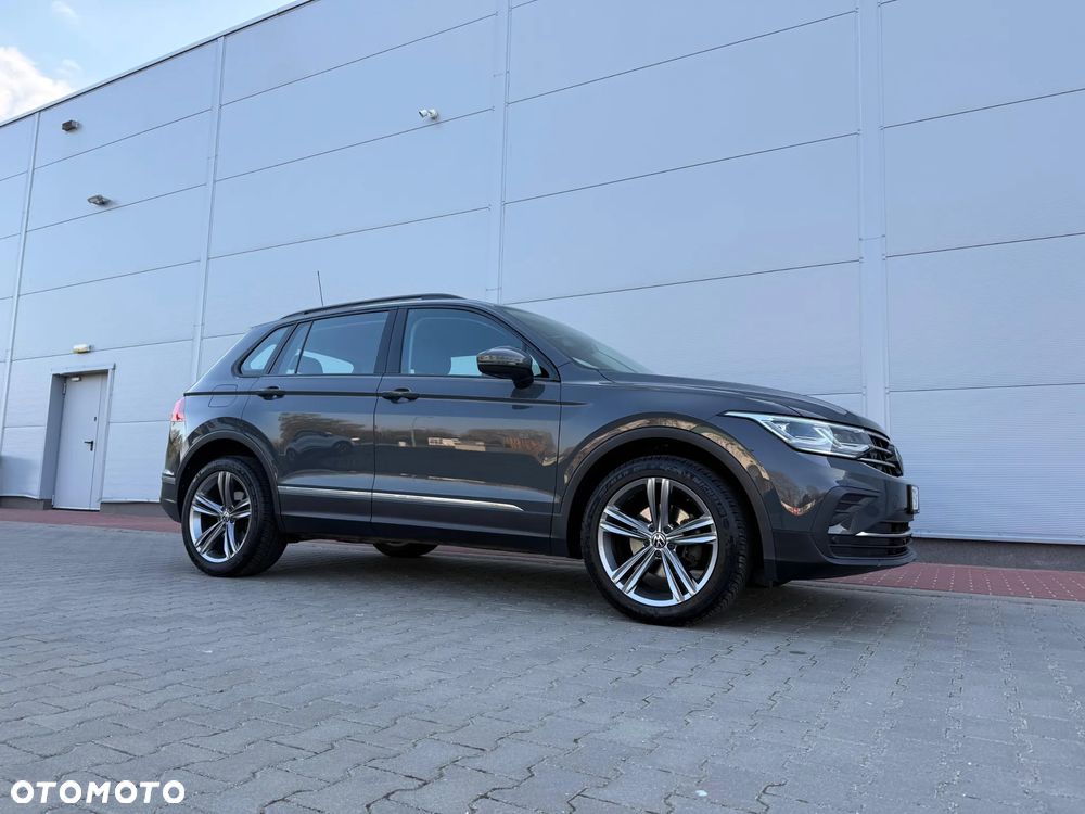 Volkswagen Tiguan 2.0 TDI SCR 4MotION DSG Elegance - 27
