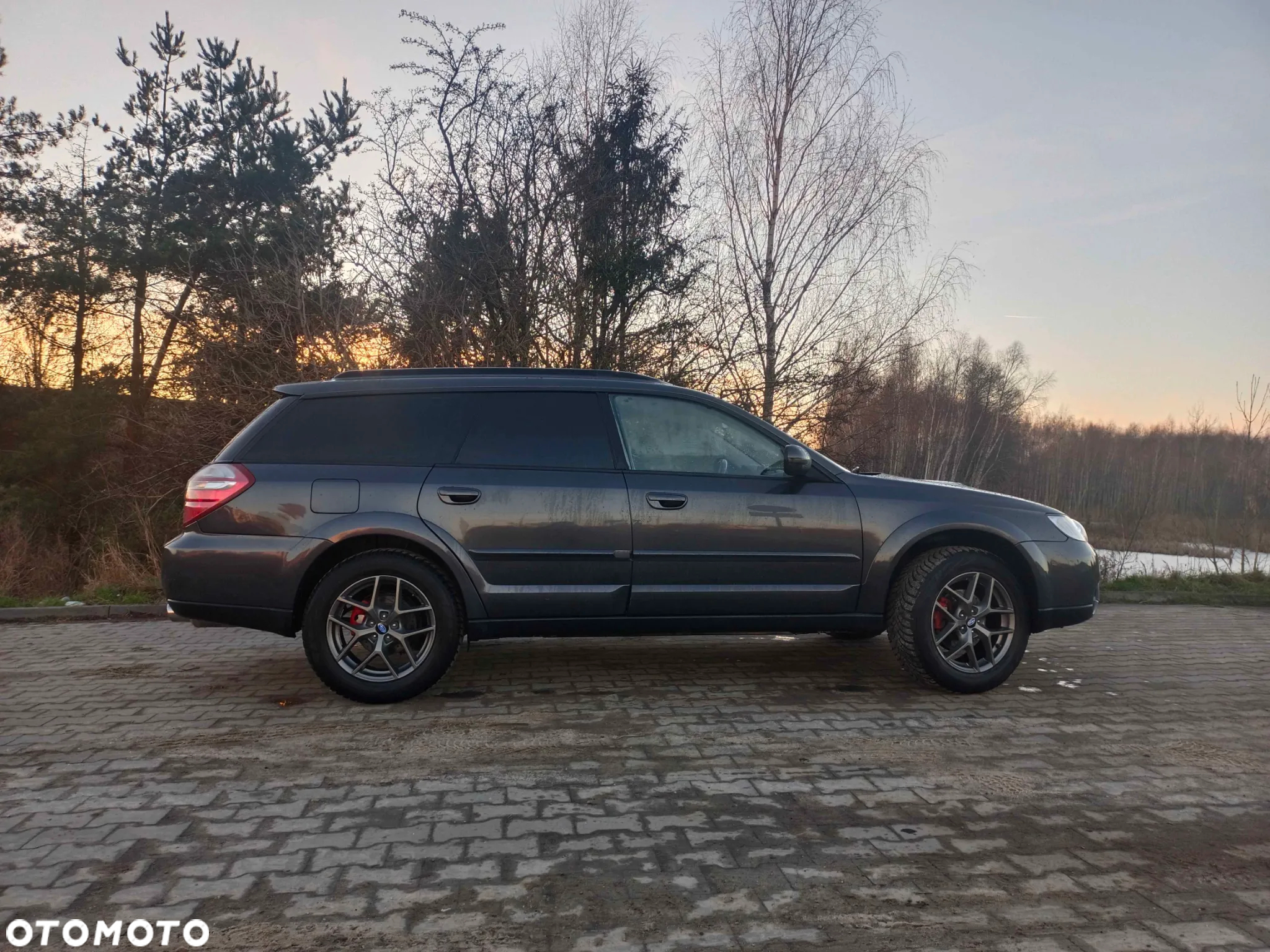 Subaru Outback - 4