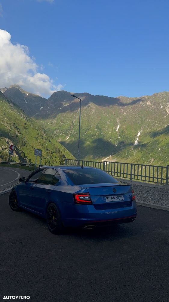 Skoda Octavia 2.0 TDI DSG Style - 2