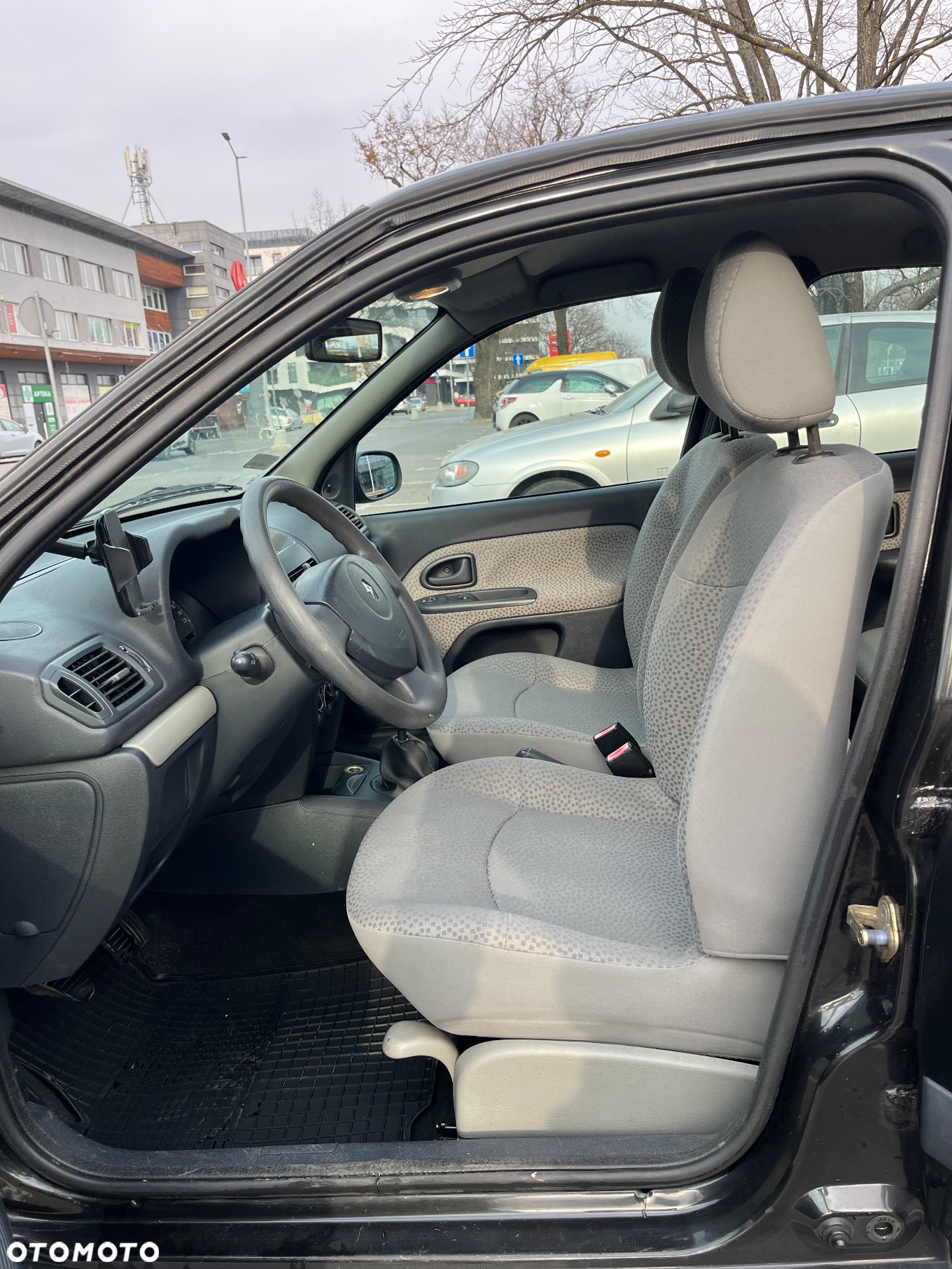 Renault Clio 1.2 Access - 8