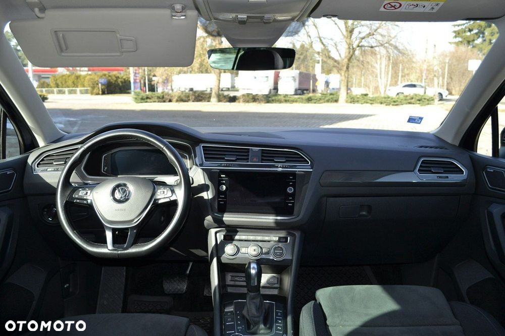 Volkswagen Tiguan - 19