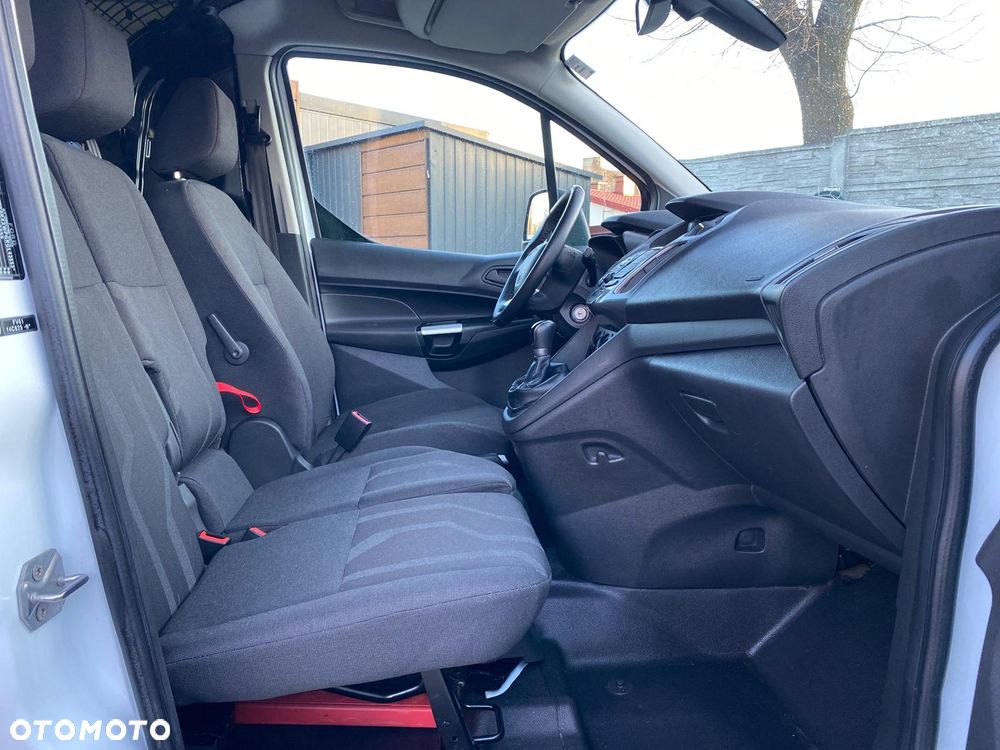 Ford CONNECT - 19
