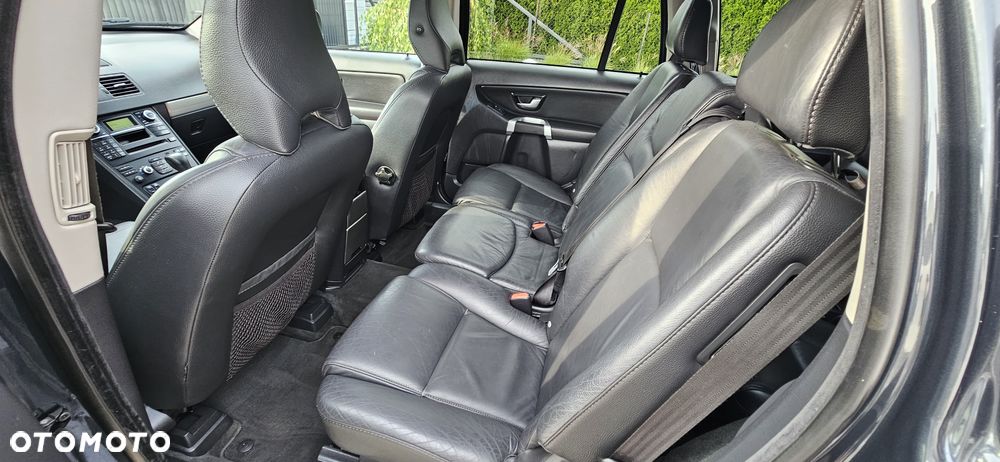Volvo XC 90 D5 AWD Executive - 24