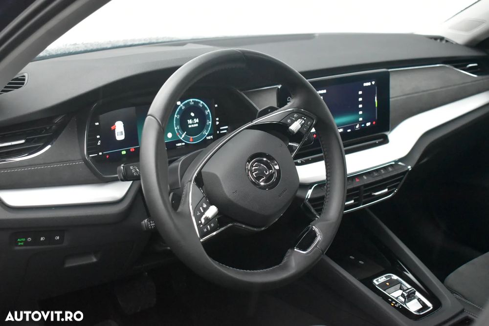 Skoda Octavia 2.0 TDI DSG 4X4 Style - 5