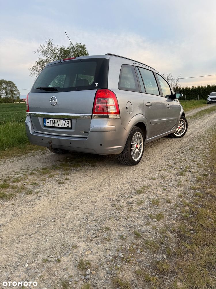 Opel Zafira 1.9 CDTI Enjoy - 3