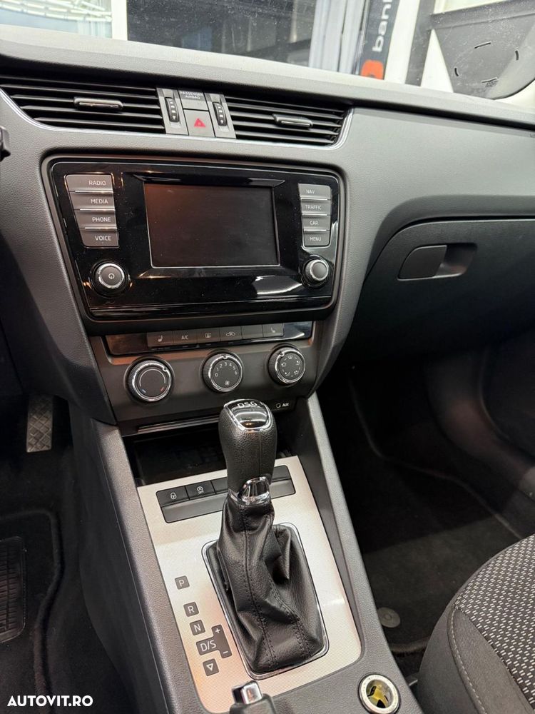 Skoda Octavia - 8