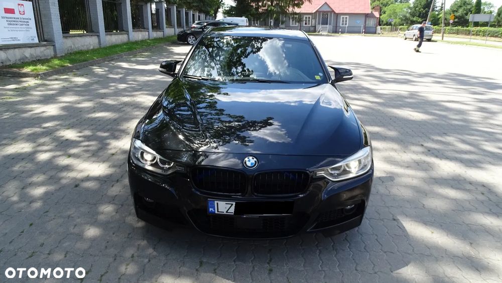 BMW Seria 3 320d Sport-Aut Sport Line - 7