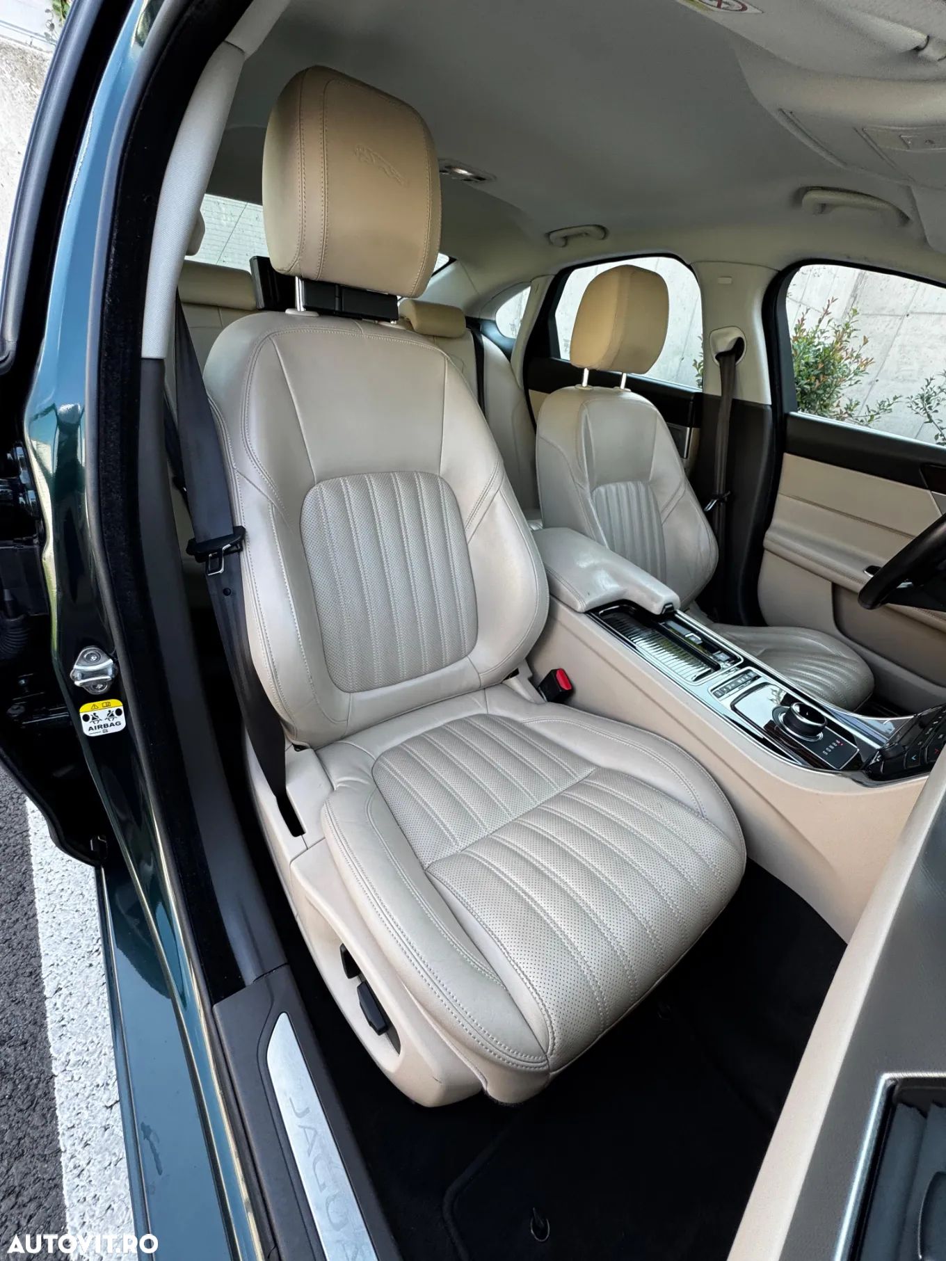 Jaguar XF 20d AWD Aut. Portfolio - 18