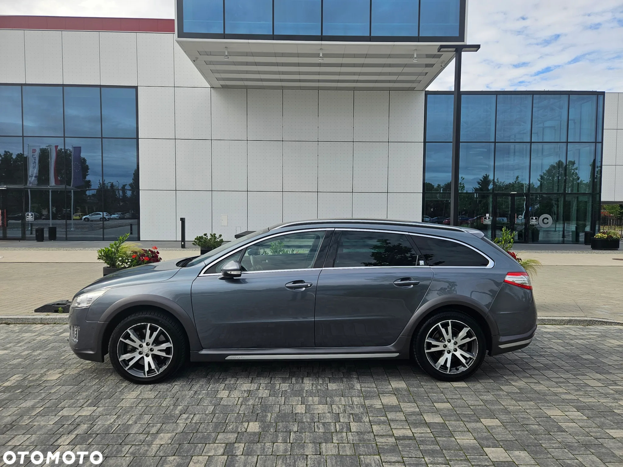 Peugeot 508 RXH Hybrid4 - 2