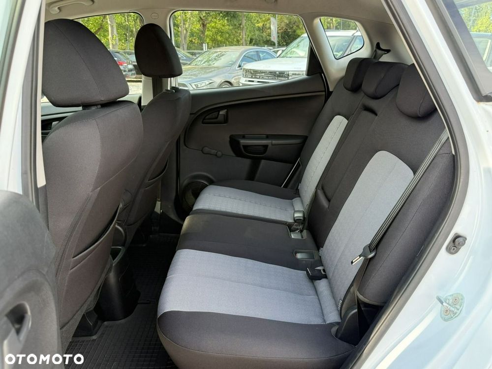 Kia Venga 1.4 CRDi M - 15