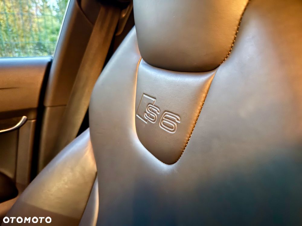 Audi S6 Avant 5.2 FSI Quattro Tiptr - 25