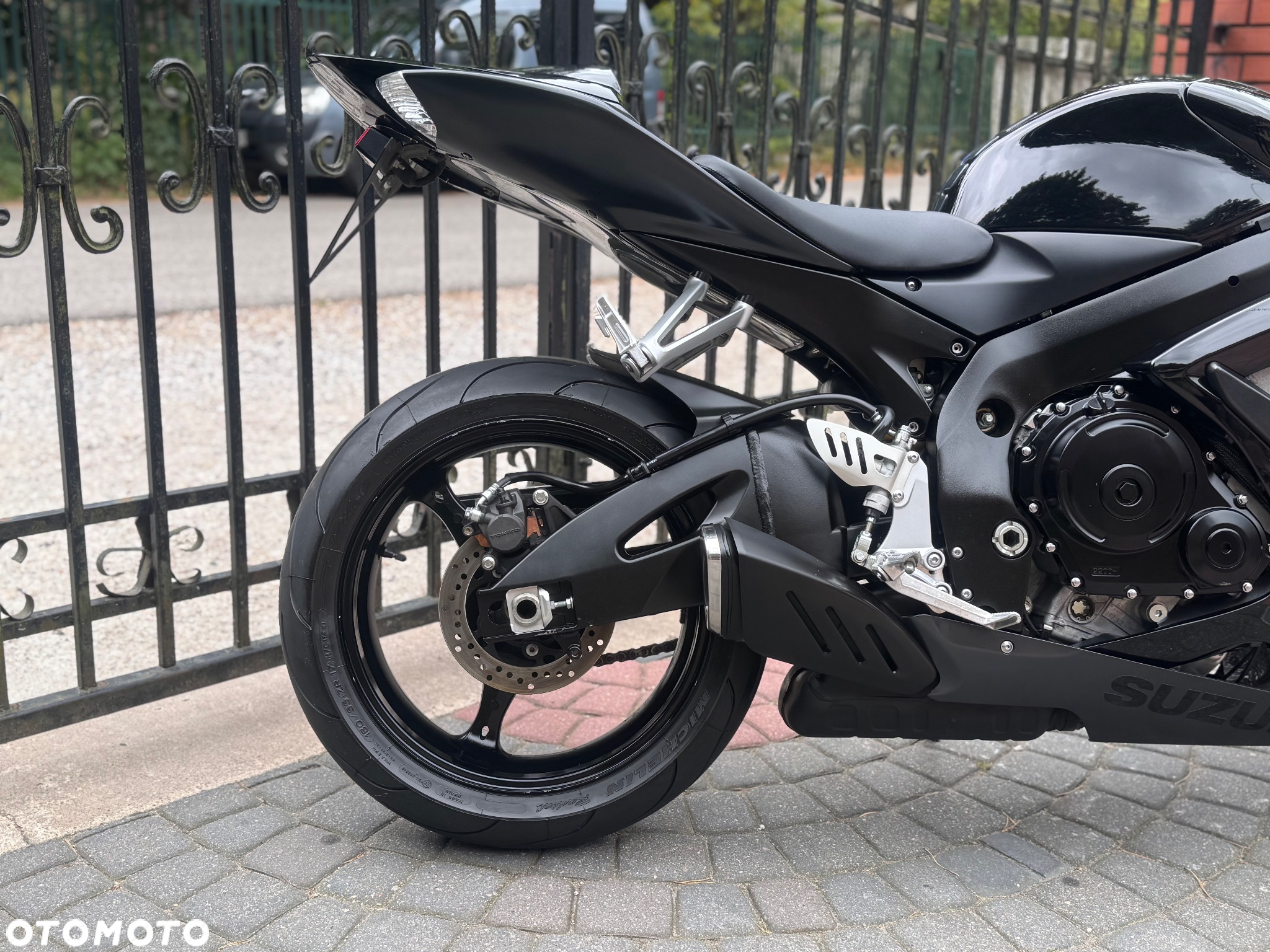 Suzuki GSX-R - 9