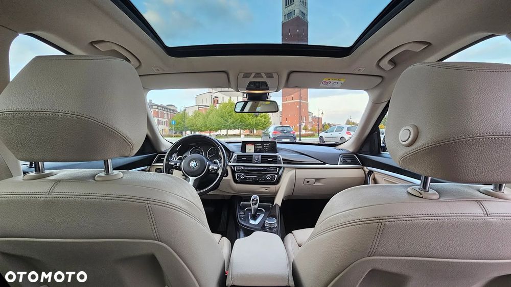 BMW Seria 3 320d Luxury Line - 16