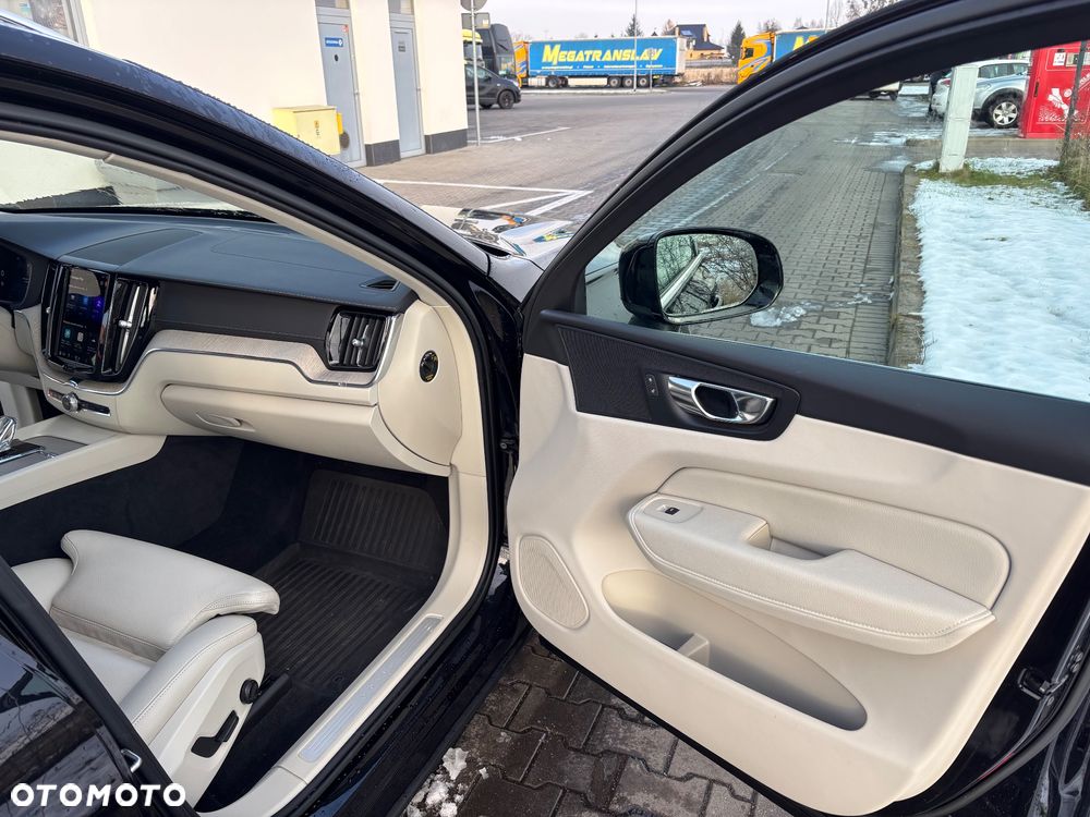 Volvo XC 60 D4 AWD Inscription - 5