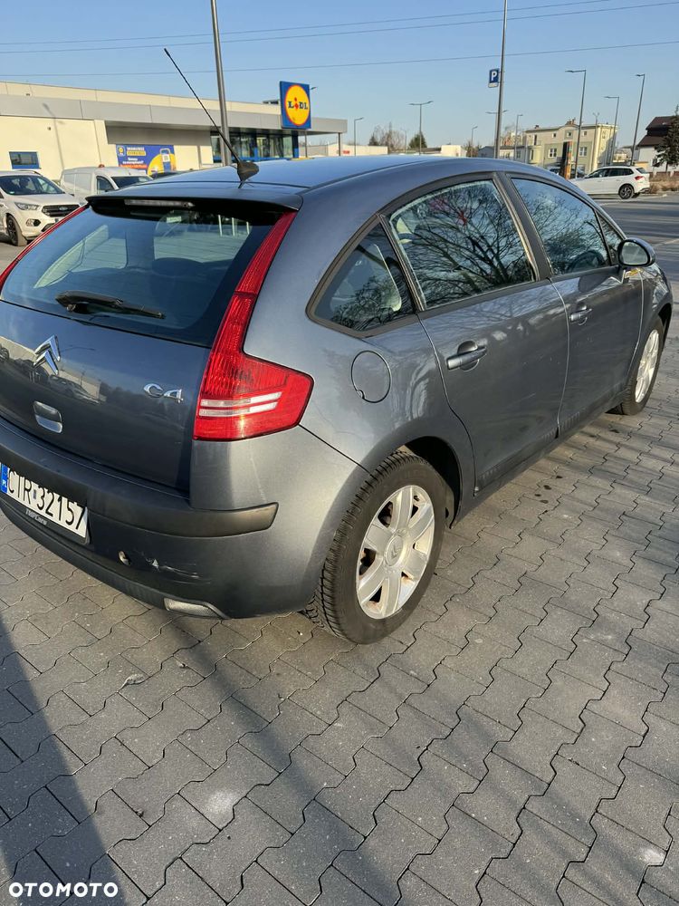 Citroën C4 1.6 HDi FAP Confort - 5