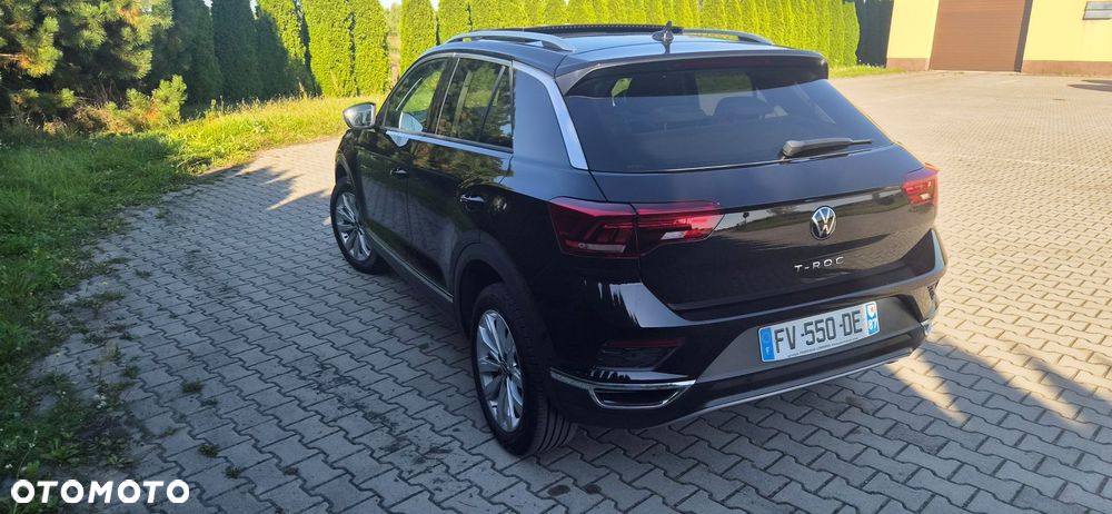Volkswagen T-Roc - 10