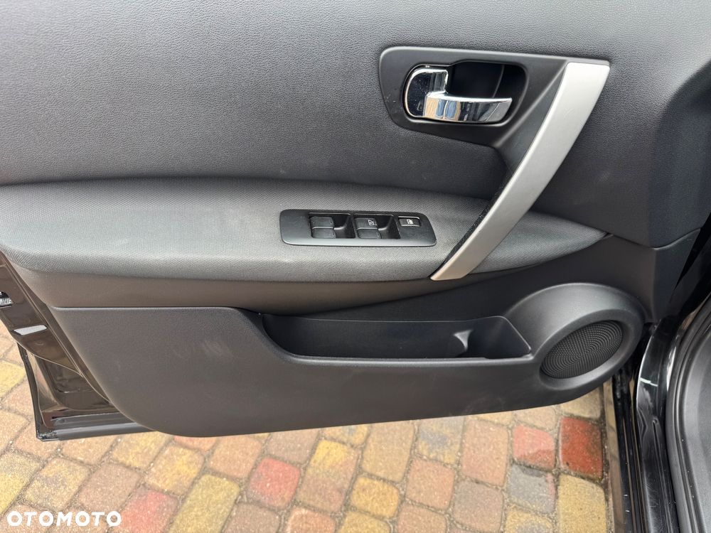 Nissan Qashqai 1.5 dCi DPF tekna - 23