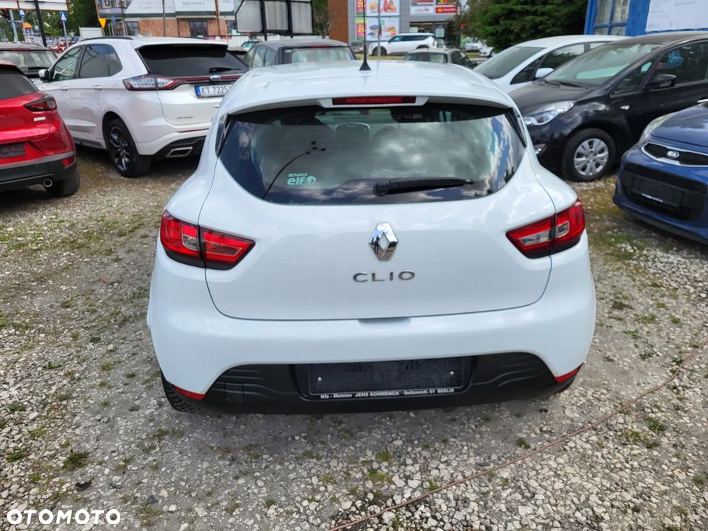 Renault Clio 1.2 16V 75 Business - 10