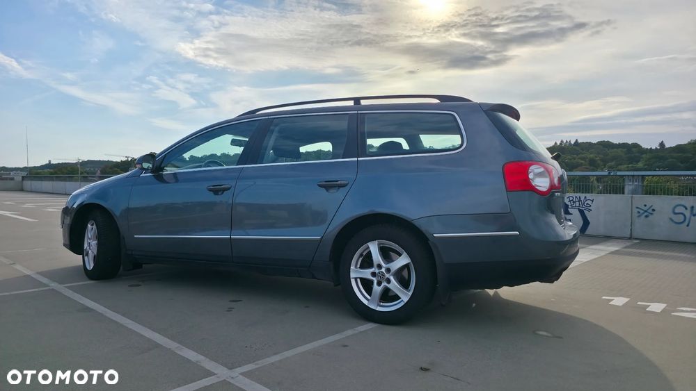 Volkswagen Passat 2.0 TDI DPF Comfortline - 3