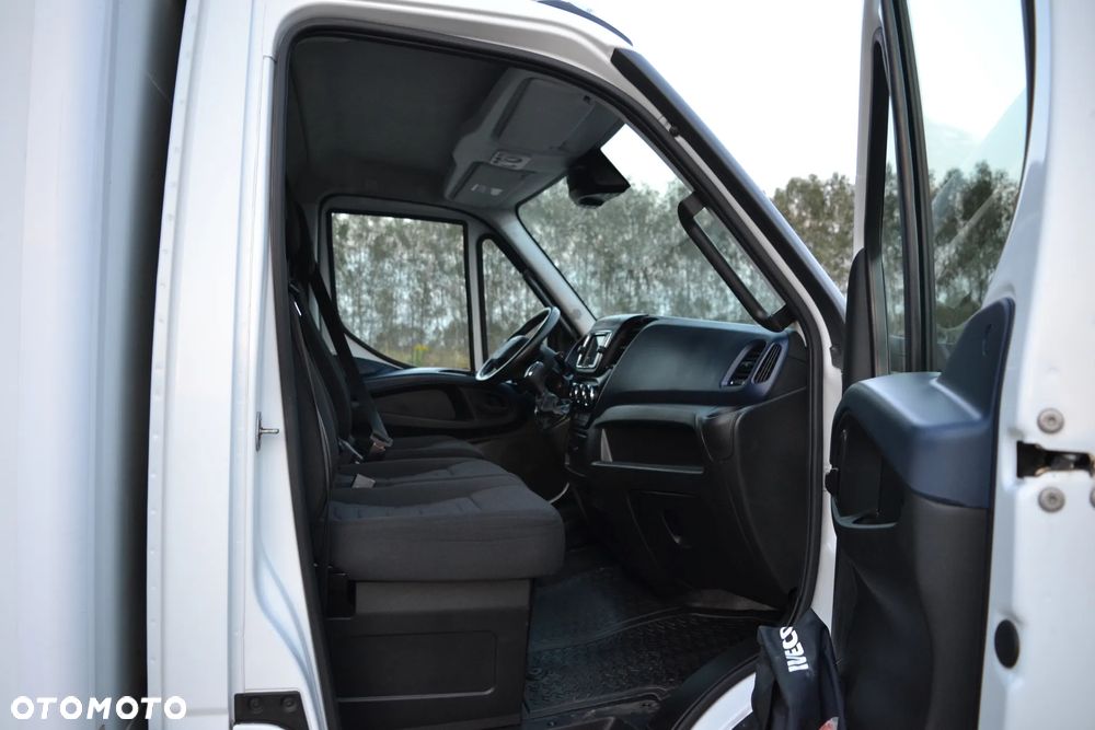 Iveco Daily 72-180 72C18 Hi-Matic Kontener 8 Palet Winda 1000 KG Boczne drzwi 70C18 70-180 FULL LED - 11