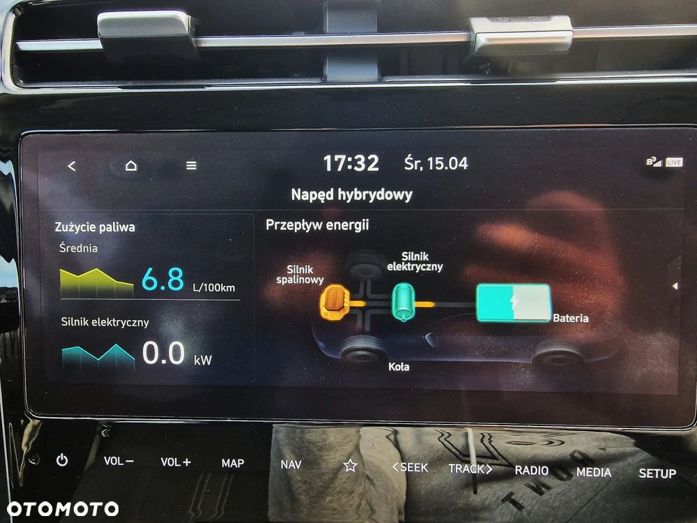 Hyundai Tucson 1.6 T-GDi HEV Modern 2WD - 33