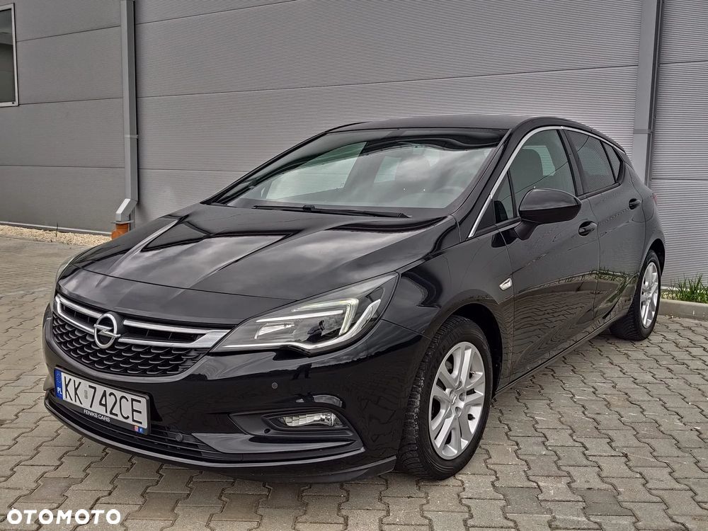 Opel Astra 1.4 Turbo Start/Stop Dynamic - 2