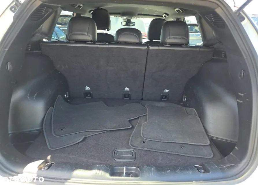 Jeep Compass - 13