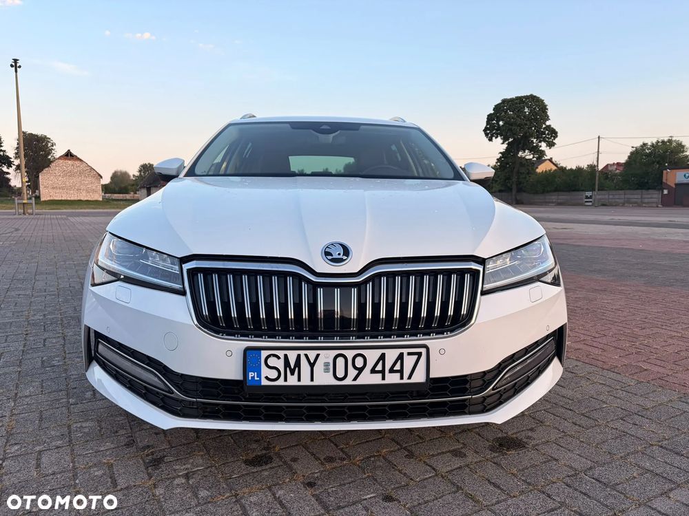 Skoda Superb 2.0 TDI 4x4 L&K DSG - 3