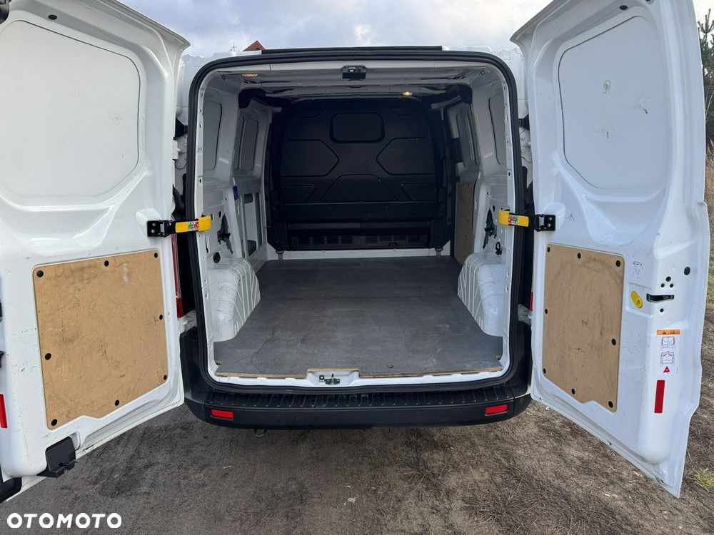 Ford Transit Custom - 9