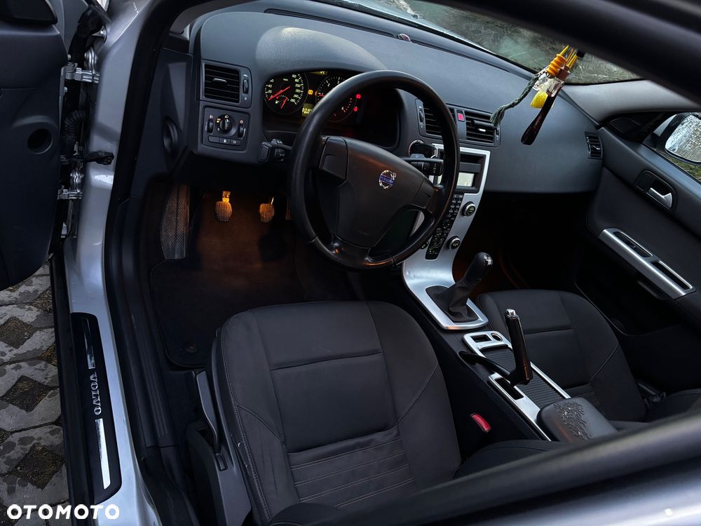 Volvo S40 2.0D - 6