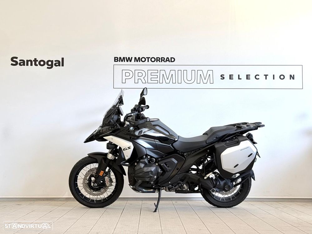 BMW R 1300 GS TRIPLE BLACK - 4